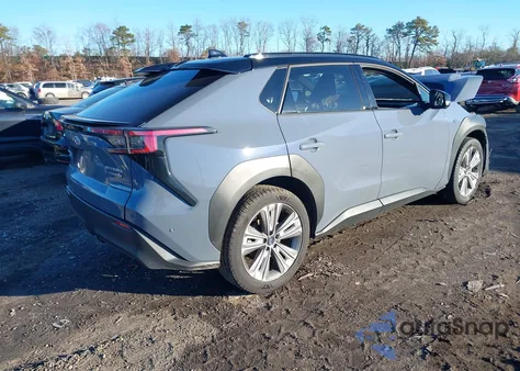 2024 Subaru Solterra Touring z USA, uszkodzony, nr VIN JTMABABA2RA048441